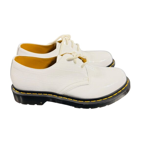 Dr. Martens 26861 Women's Size 9 White Croc Embossed Patent Leather Shoes - Picture 1 of 12